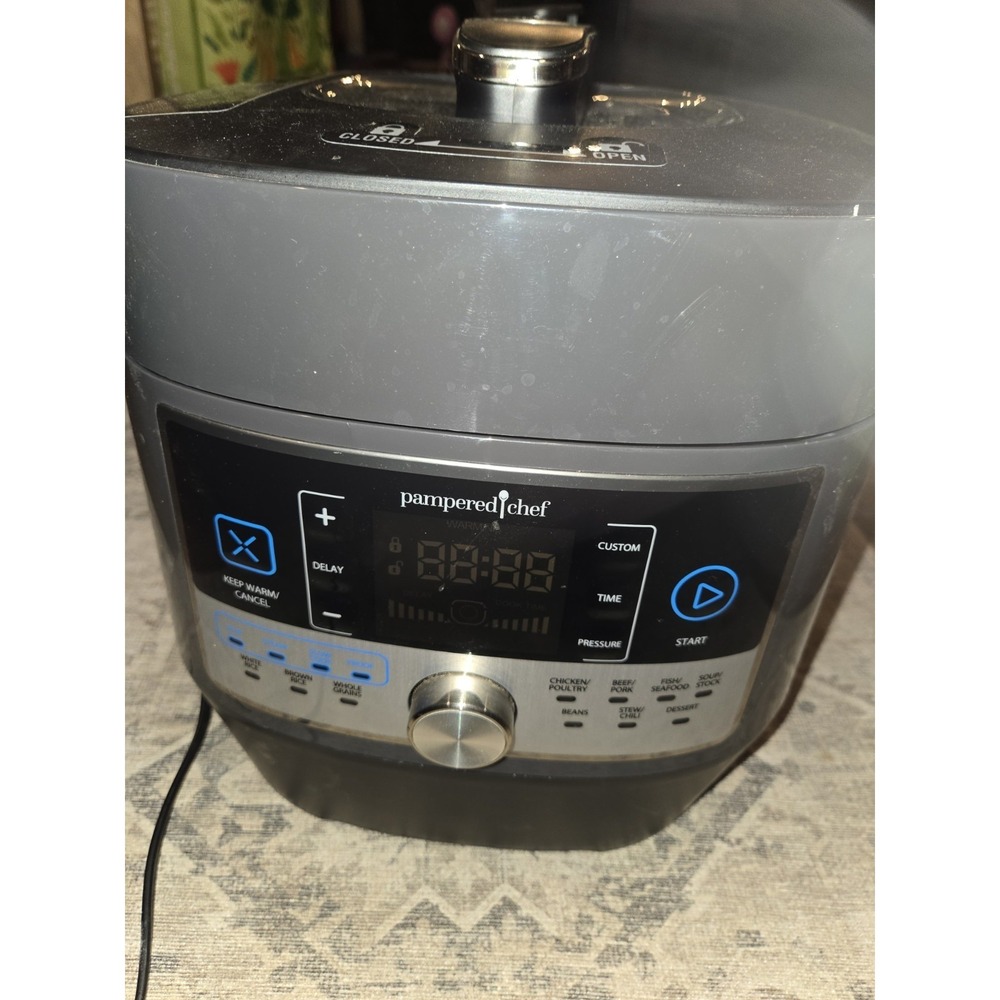 Pampered Chef Electric Quick Cooker Pressure Cooker #100011
